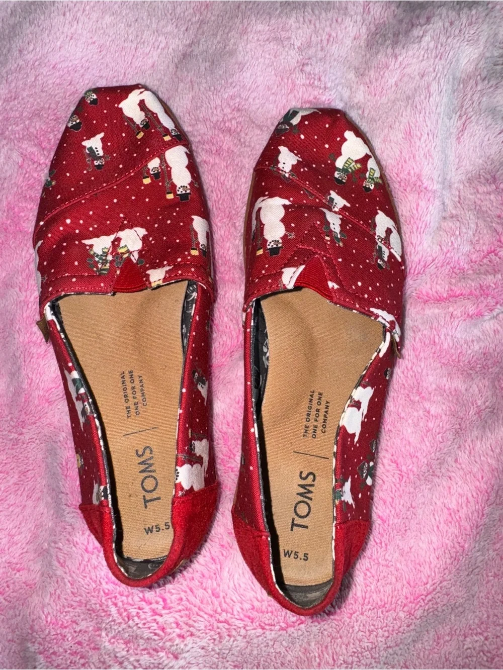 TOMS Women's Red Holiday Polar Bear Canvas Slip-Ons